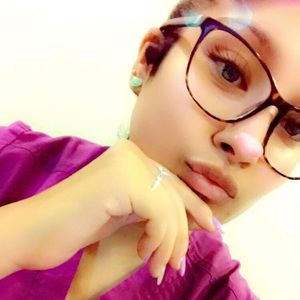 Meet your Posher, May